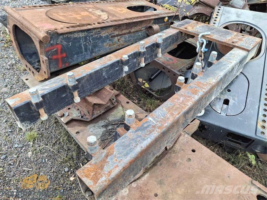 Komatsu 855 Ďalšie komponenty