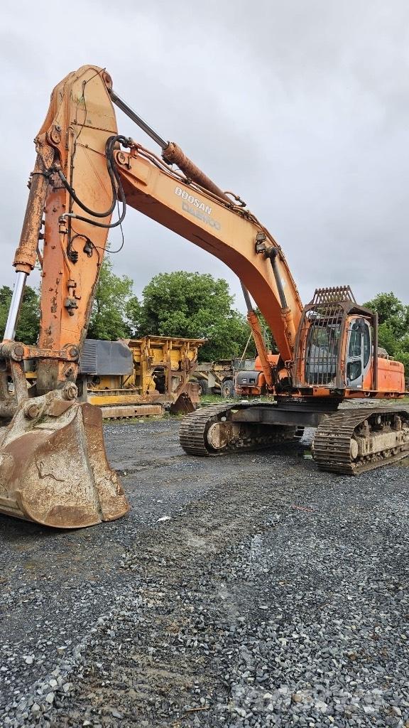 Doosan Dx480 Pásové rýpadlá