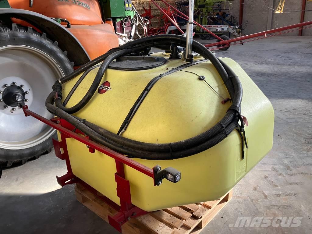 Hardi Mega 1200 Nesené postrekovače