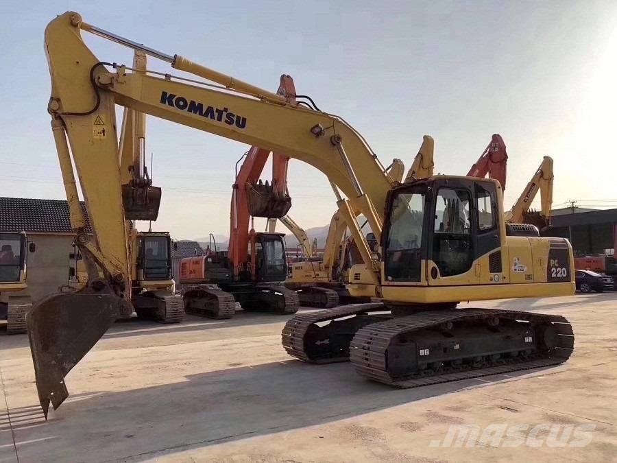 Komatsu pc220-7 Pásové rýpadlá