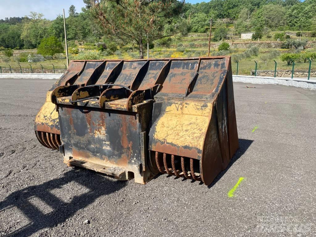 Volvo L 180 Rýchlospojky