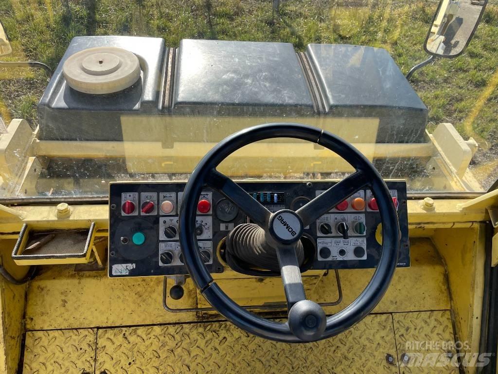 Bomag BW 154 AD-2 Tandemové valce