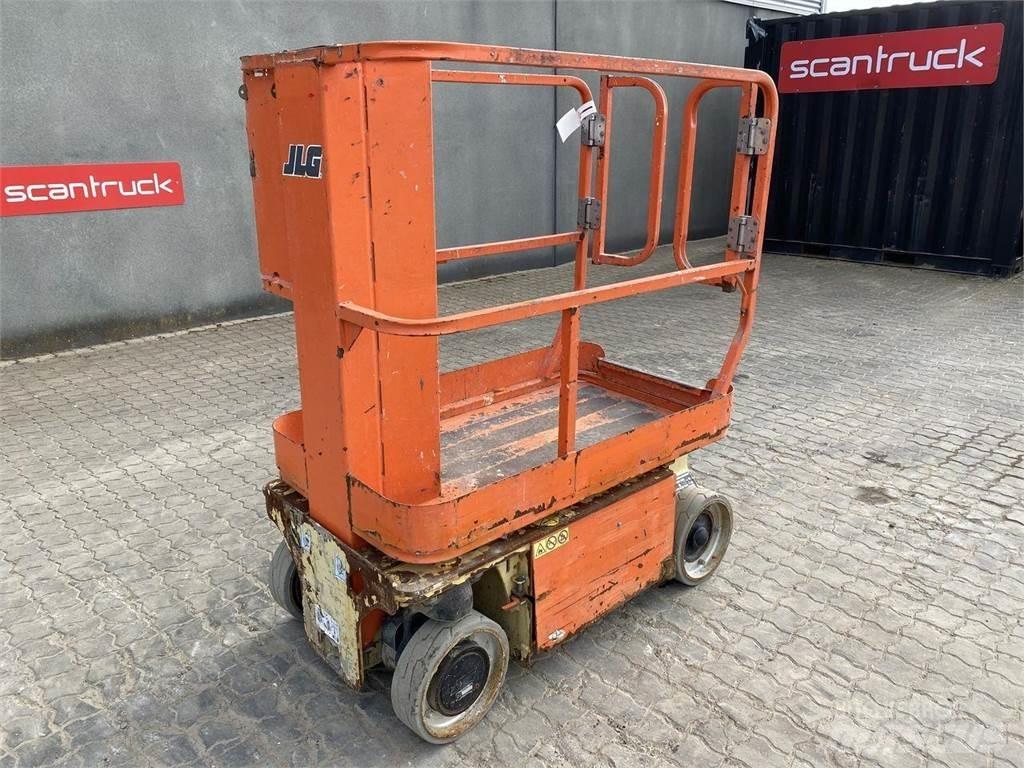 JLG 1230ES Vertikálne stĺpové výťahy