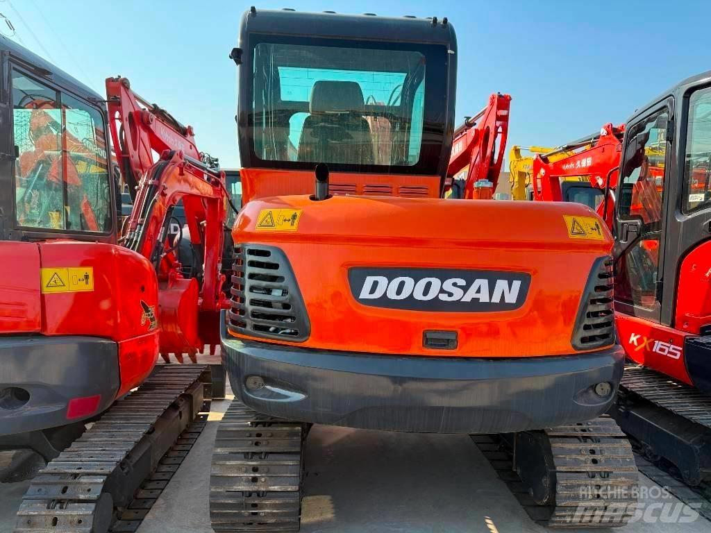 Doosan DX 60 Mini rýpadlá < 7t