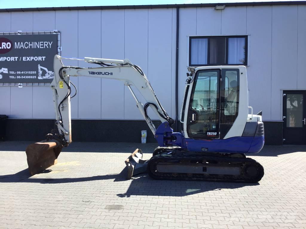 Takeuchi TB 250 Mini rýpadlá < 7t