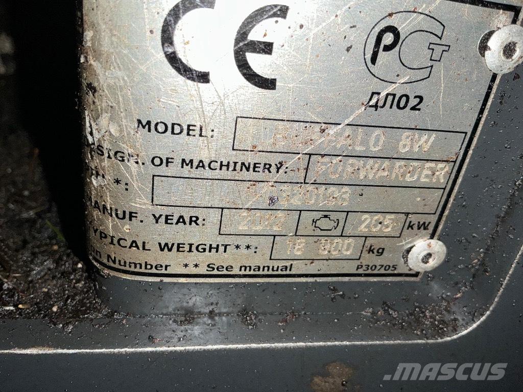 Ponsse BUFFALO+ 8W Lesné traktory