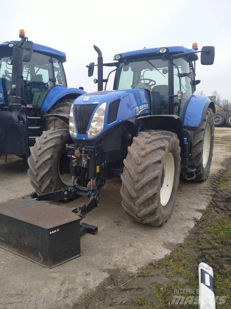 New Holland T 7.250 Traktory