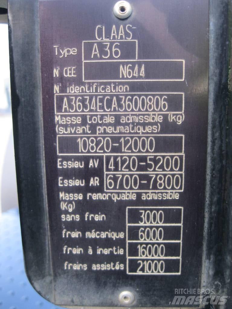 CLAAS Arion 650 CIS Traktory