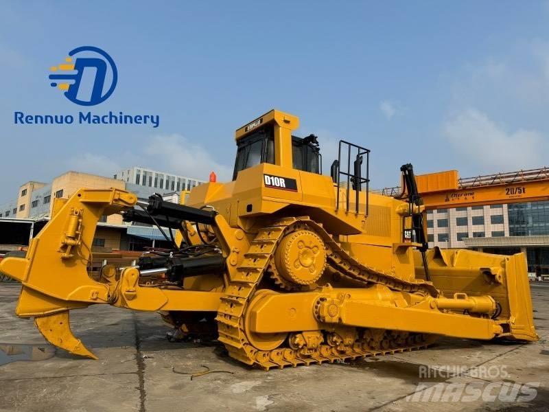 CAT D 10 R Pásové dozéry