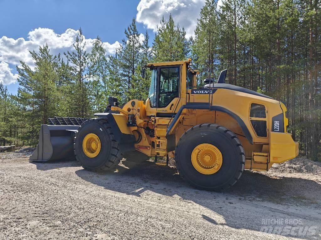 Volvo L220H Kolesové nakladače