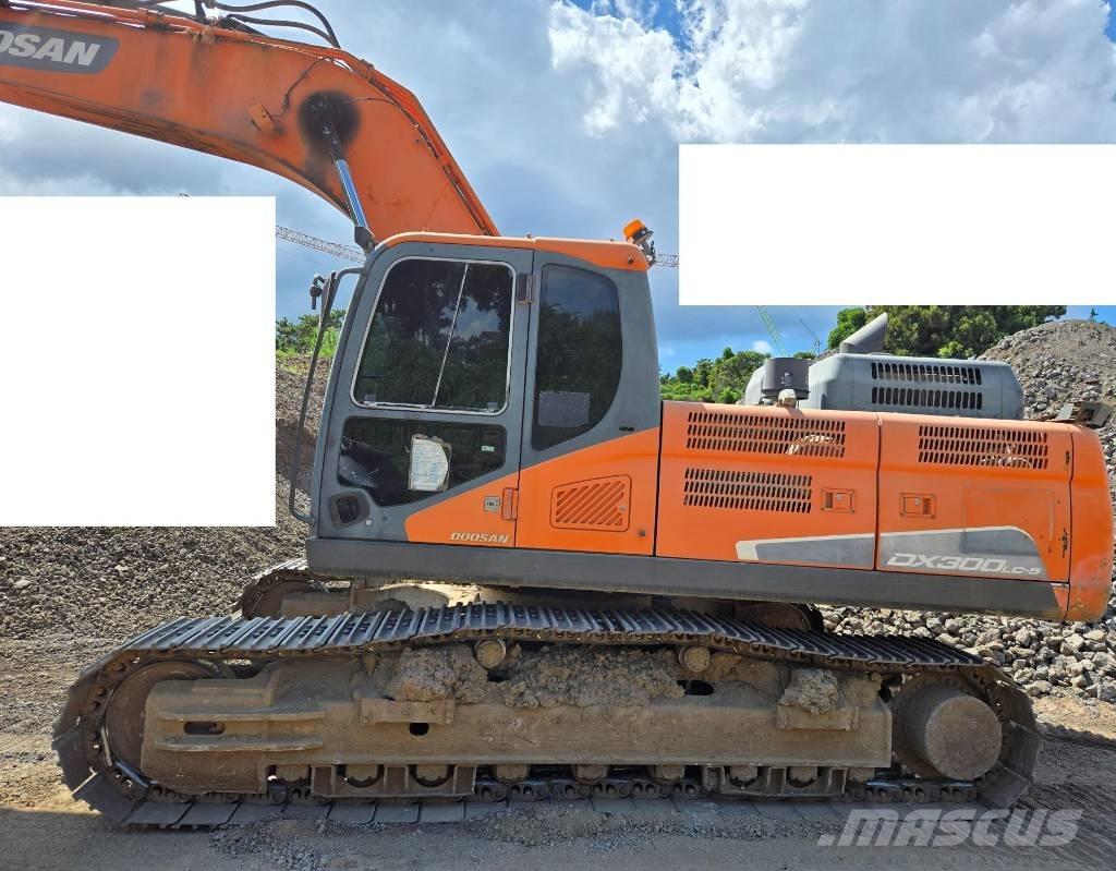 Doosan DX 300 LC-5 Pásové rýpadlá