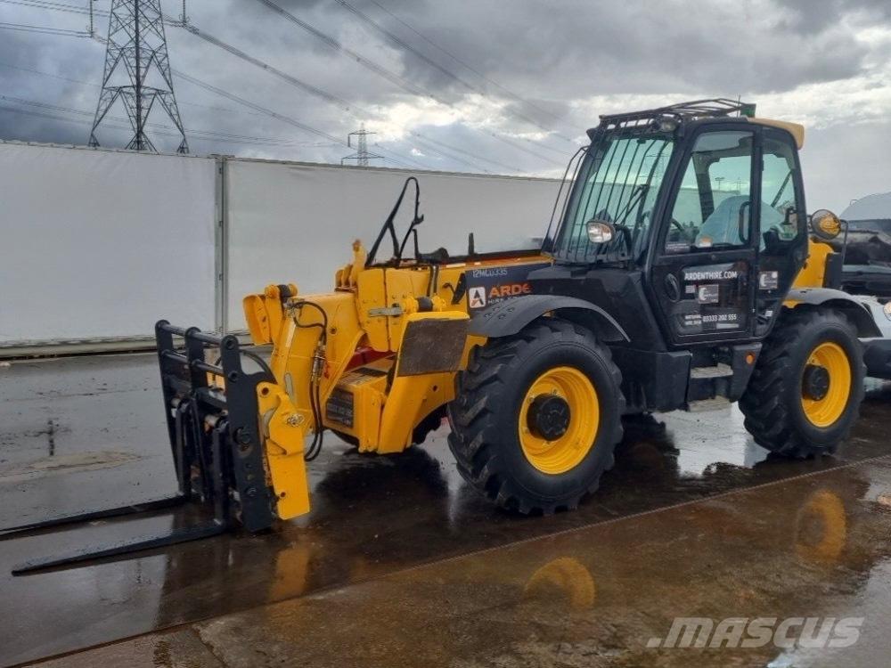 JCB 535 V 125 Teleskopické manipulátory