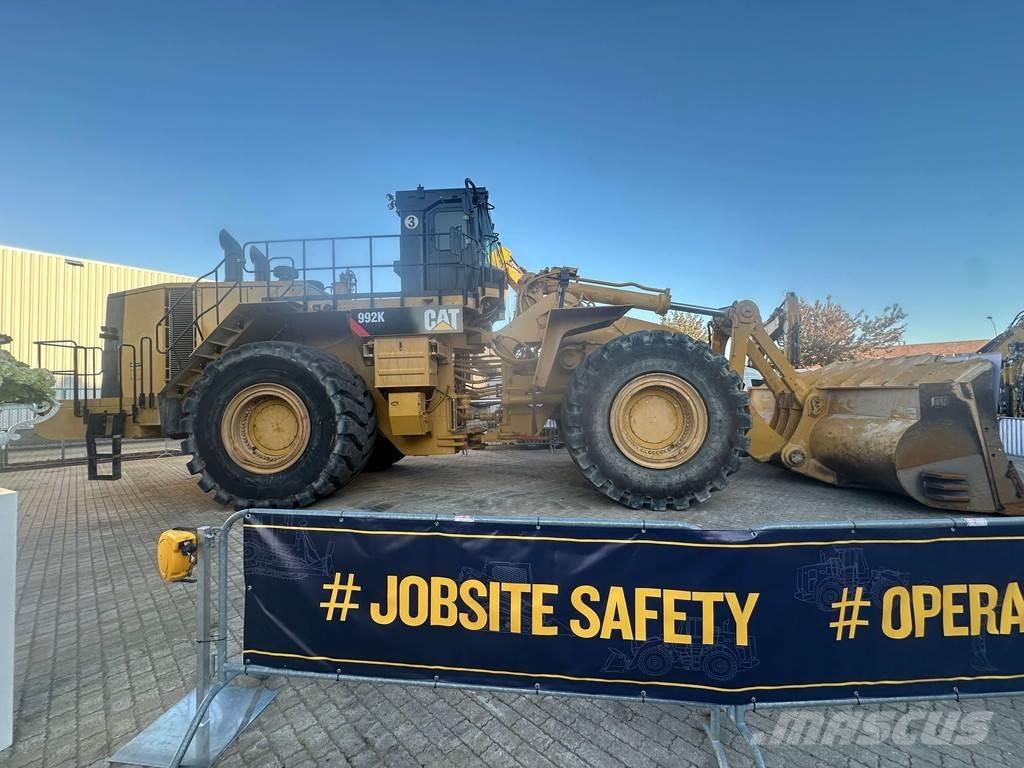 CAT 992K Kolesové nakladače