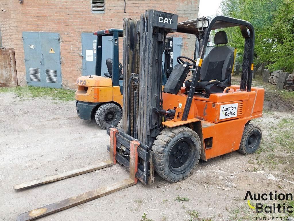 CAT V 50 D Dieselové vozíky