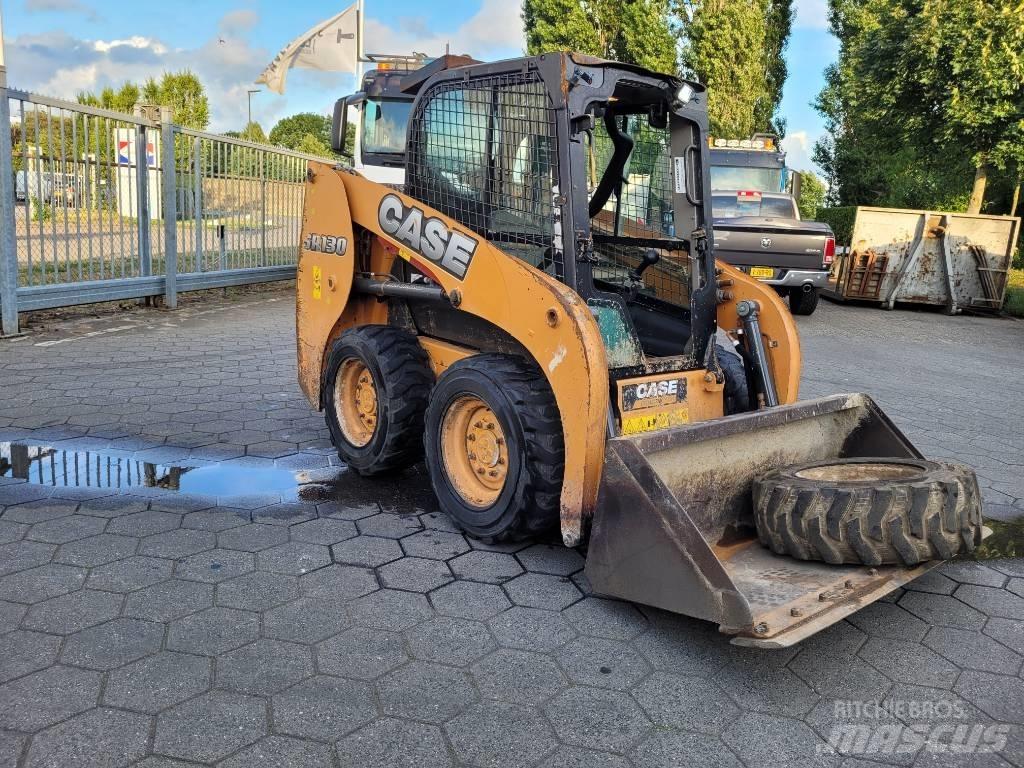 CASE SR 130 Šmykom riadené nakladače