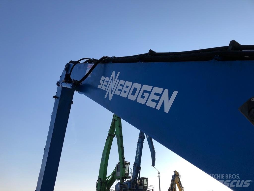 Sennebogen 830 Stroje pre manipuláciu s odpadom