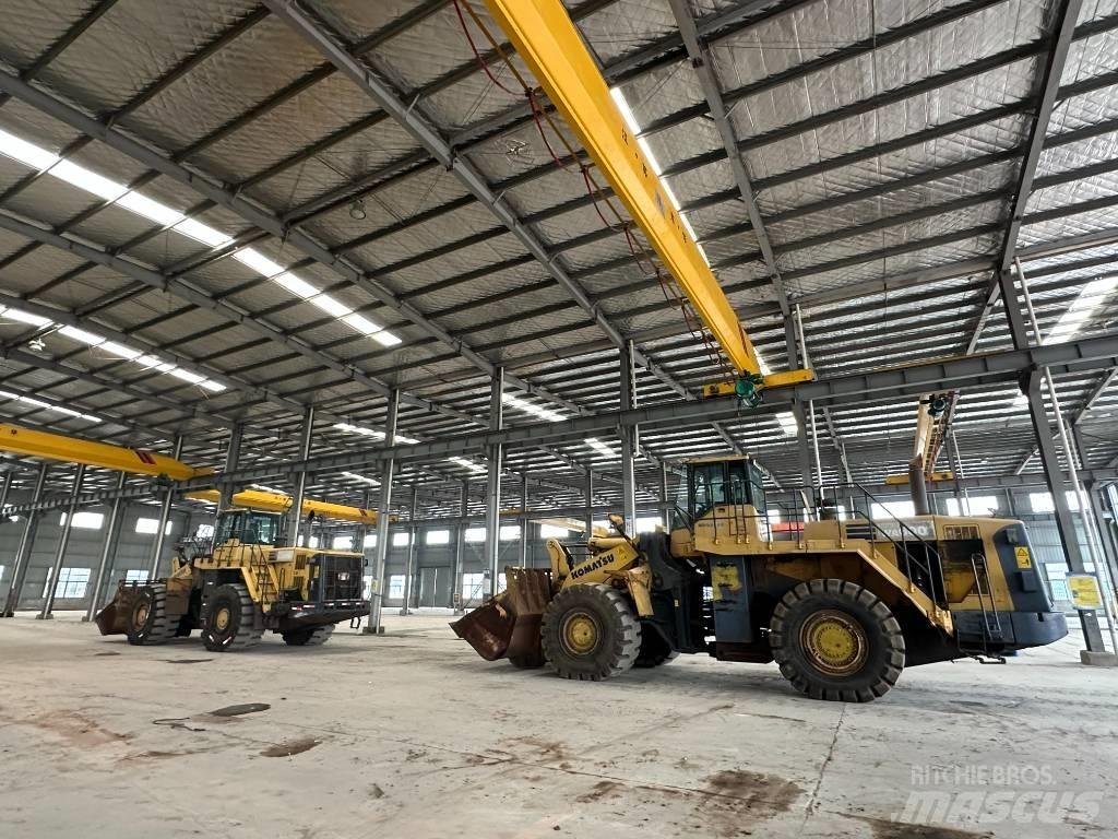 Komatsu WA 600 Kolesové nakladače