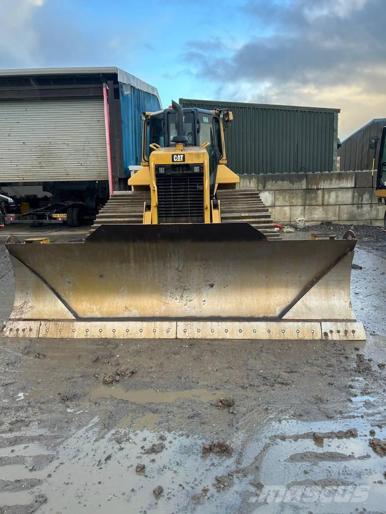 CAT D 6 N LGP Pásové dozéry