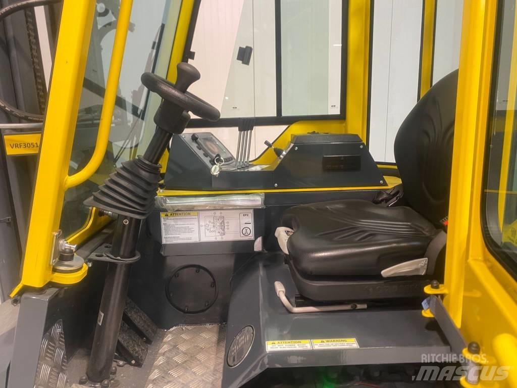 Combilift CBE2500 4 cestné vysokozdvižné vozíky