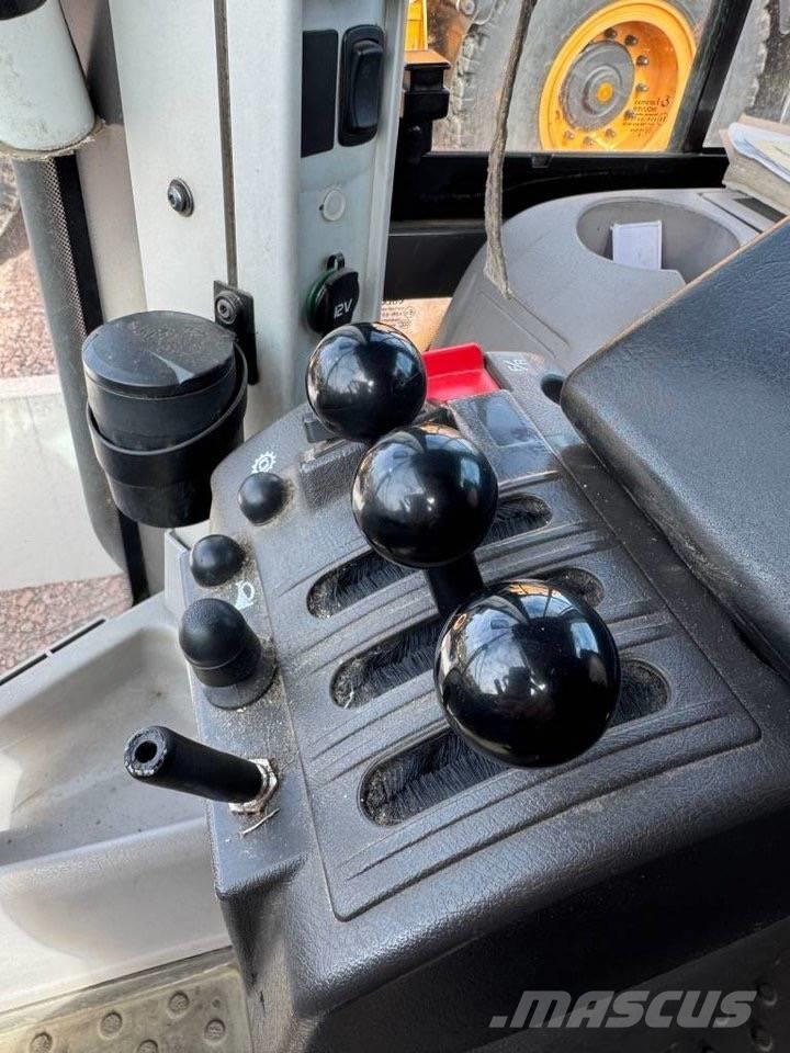Volvo L 60 F Kolesové nakladače