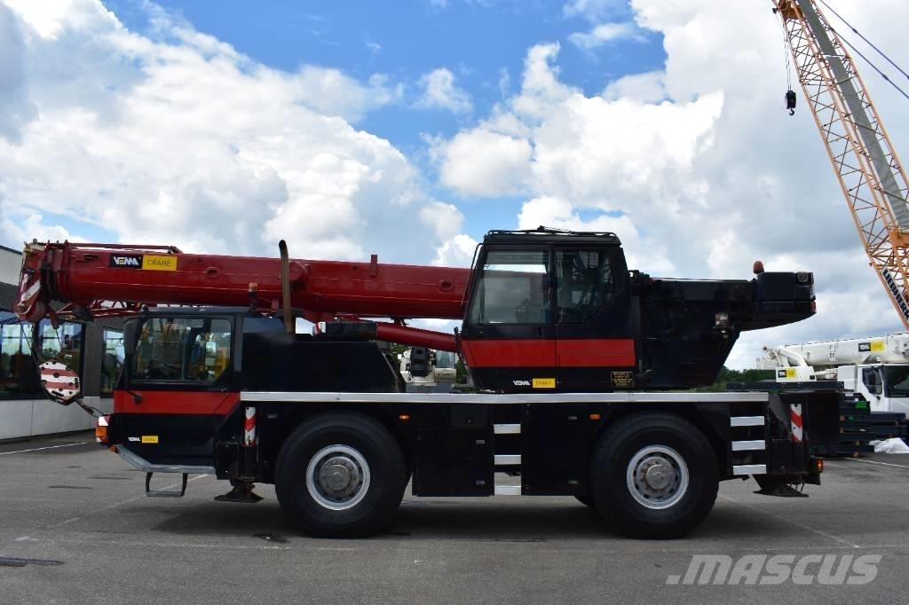 Liebherr LTM 1030-2 Univerzálne terénne žeriavy
