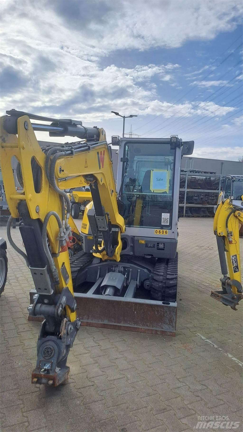 Wacker Neuson ET42 Pásové rýpadlá