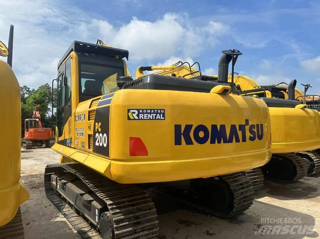 Komatsu PC 200 Pásové rýpadlá