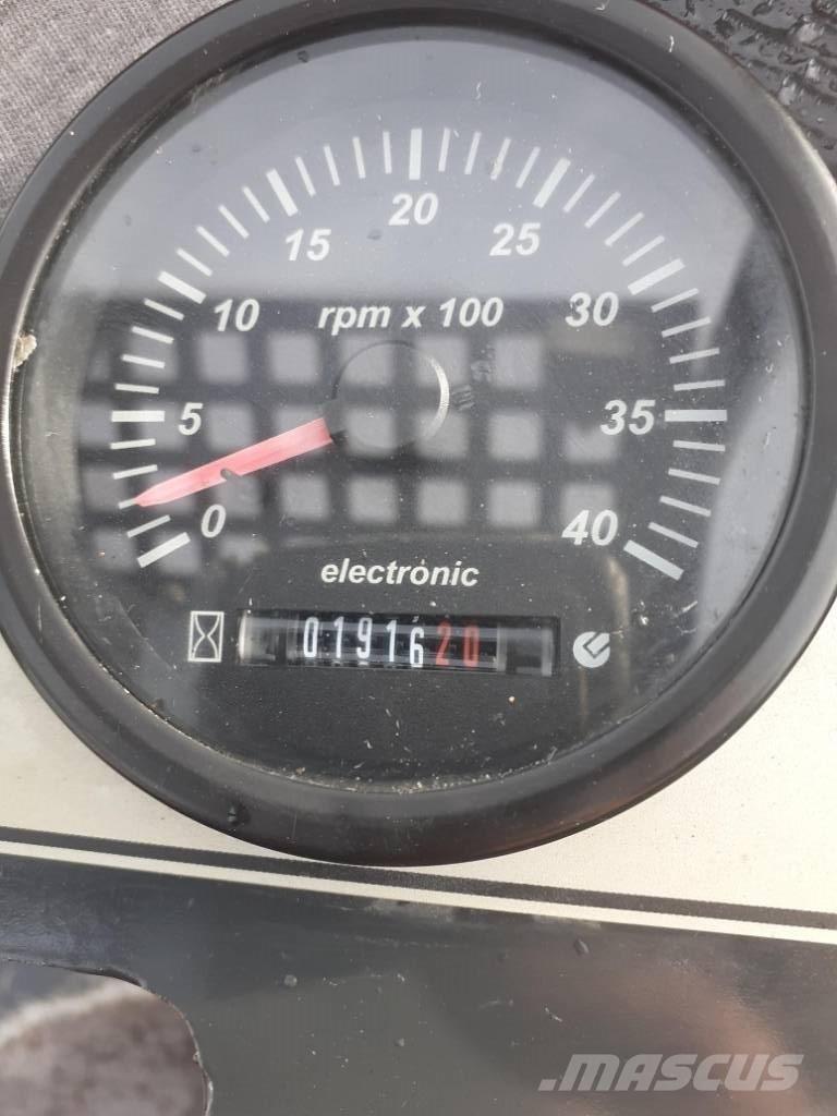 Norcar A6226 Viacúčelové nakladače