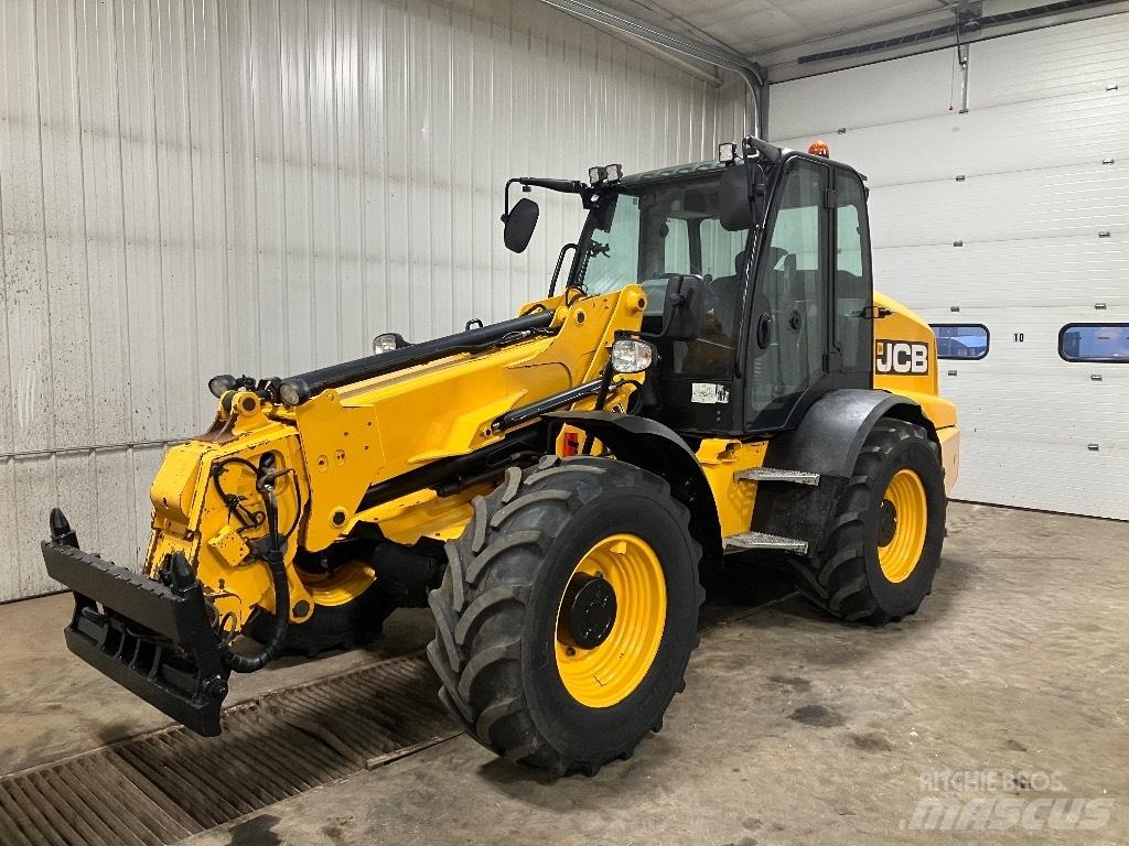 JCB TM 320 Kolesové nakladače