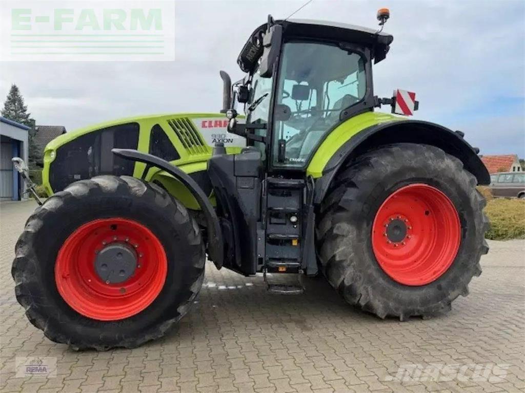 CLAAS axion 930 Traktory