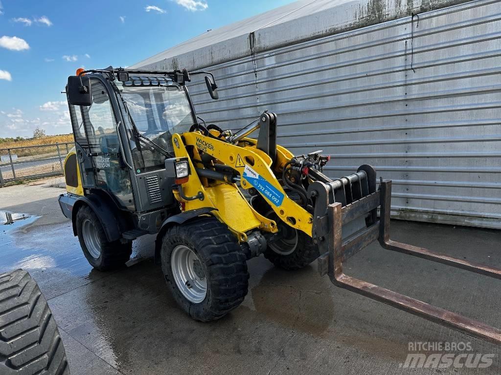 Wacker Neuson WL 34 Kolesové nakladače