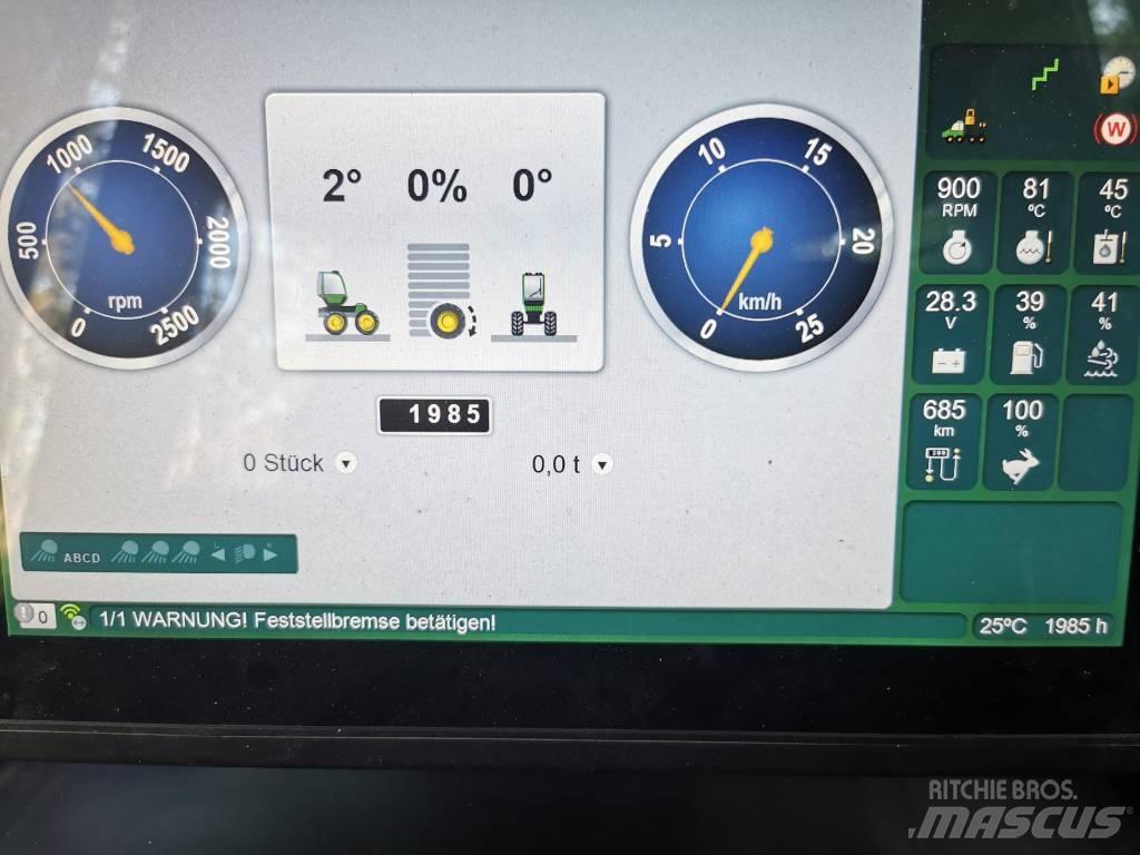 John Deere 1110G Lesné traktory