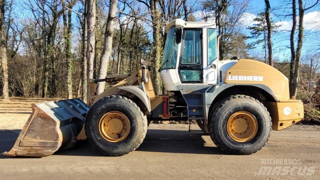 Liebherr L 534 Kolesové nakladače