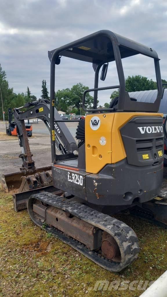 Volvo ECR 25 D Mini rýpadlá < 7t