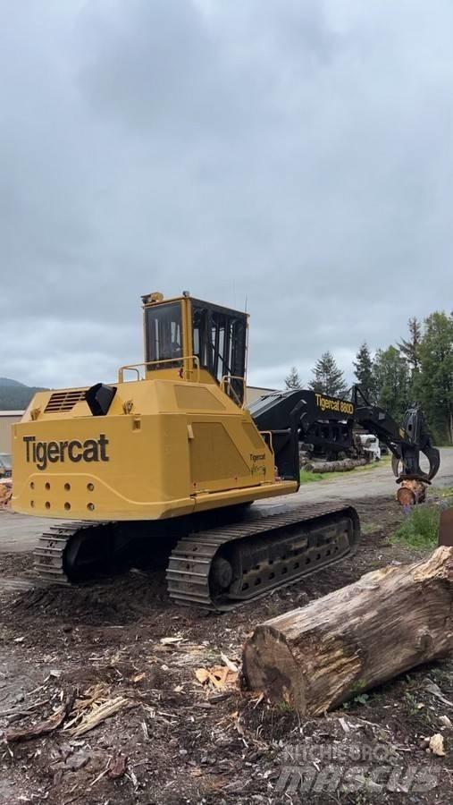 Tigercat 880D Lesné nakladače