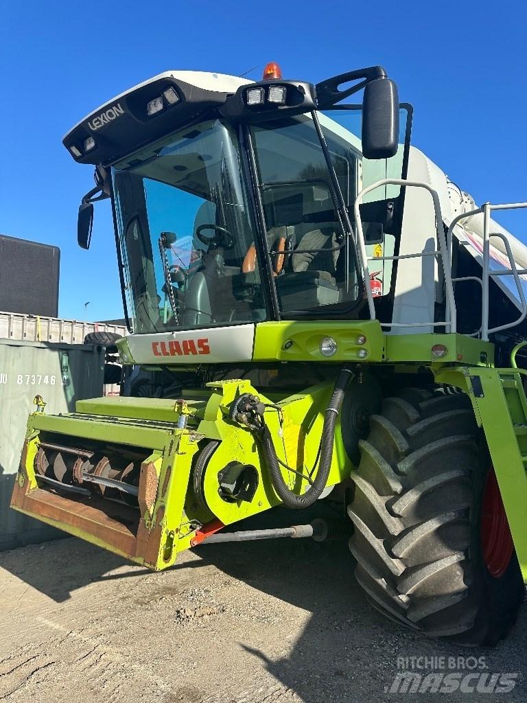 CLAAS Lexion 560 Kombinované zberacie stroje