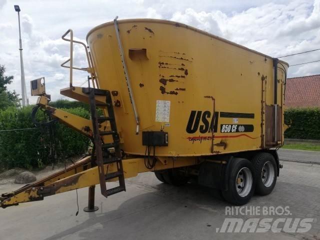  USA 850CF Miešačky krmív