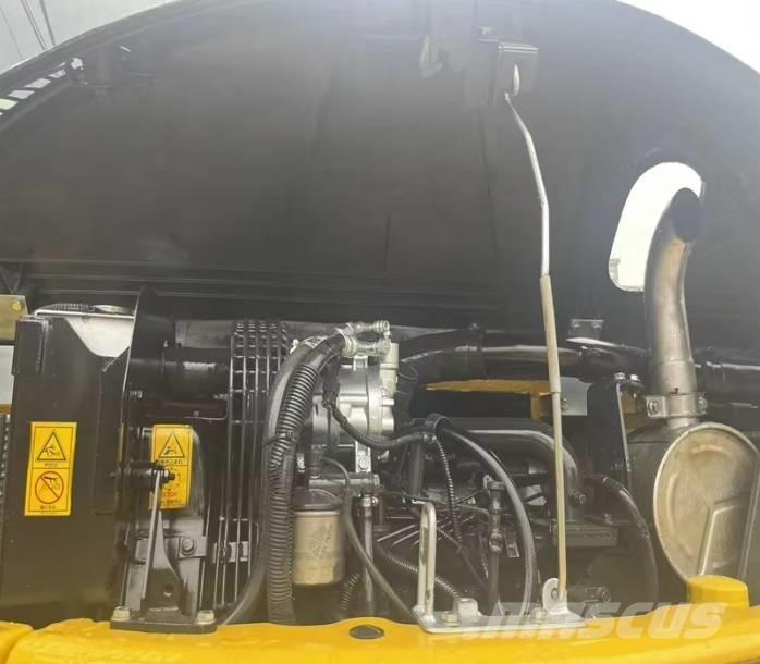  Komats PC78US-6 Midi rýpadlá 7 t - 12 t