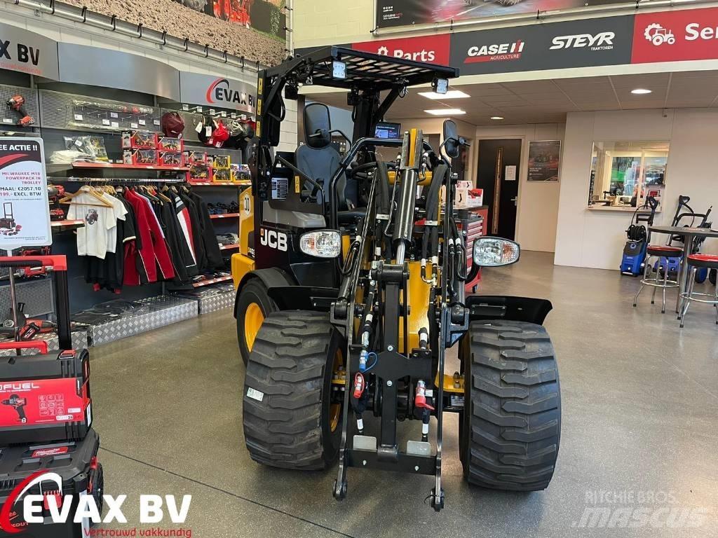 JCB 403 Plus Kolesové nakladače