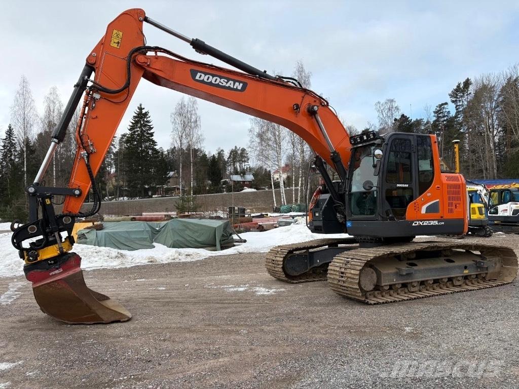 Doosan DX 235 LCR-5 Pásové rýpadlá