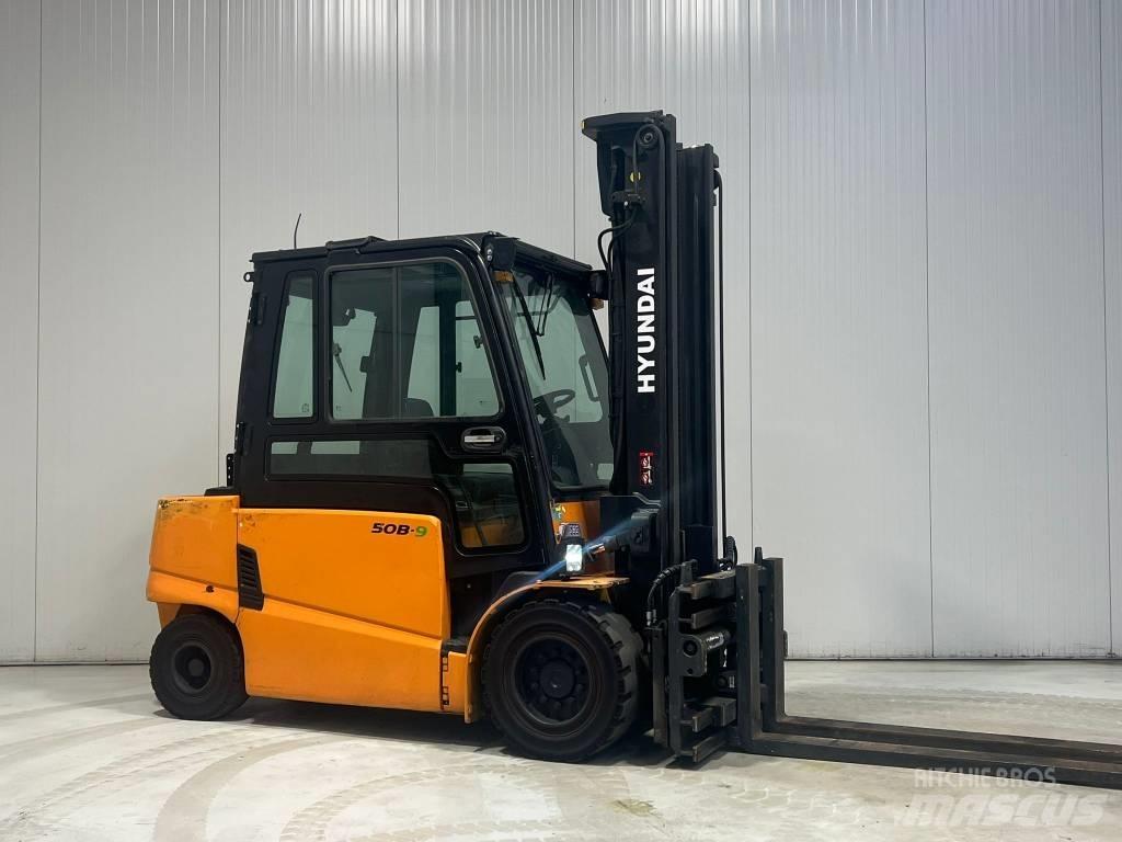Hyundai 50 B-9 Akumulátorové vozíky