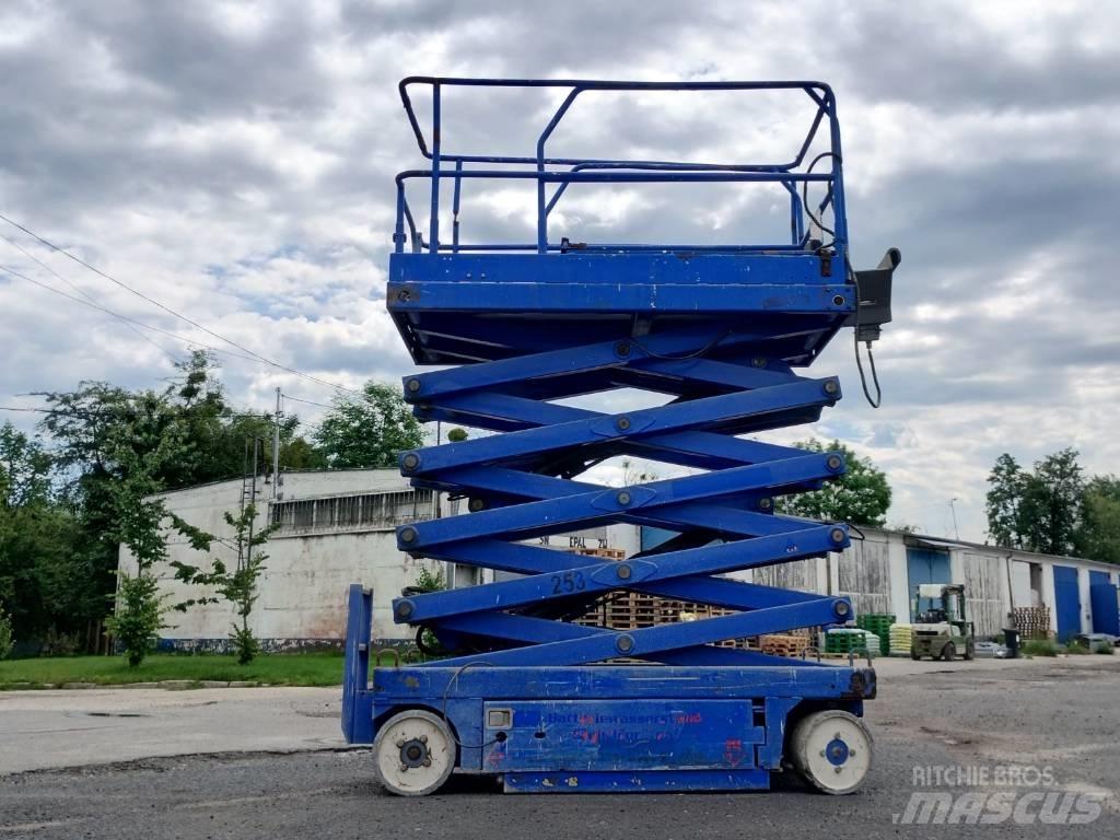 UpRight X32 Nožnicové zdvíhacie plošiny