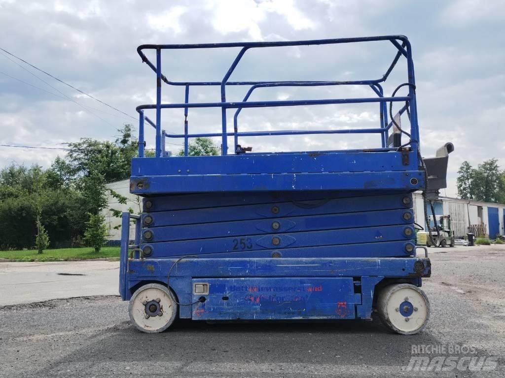 UpRight X32 Nožnicové zdvíhacie plošiny