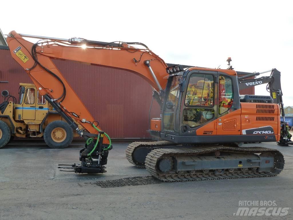 Doosan DX140LC-5 Pásové rýpadlá