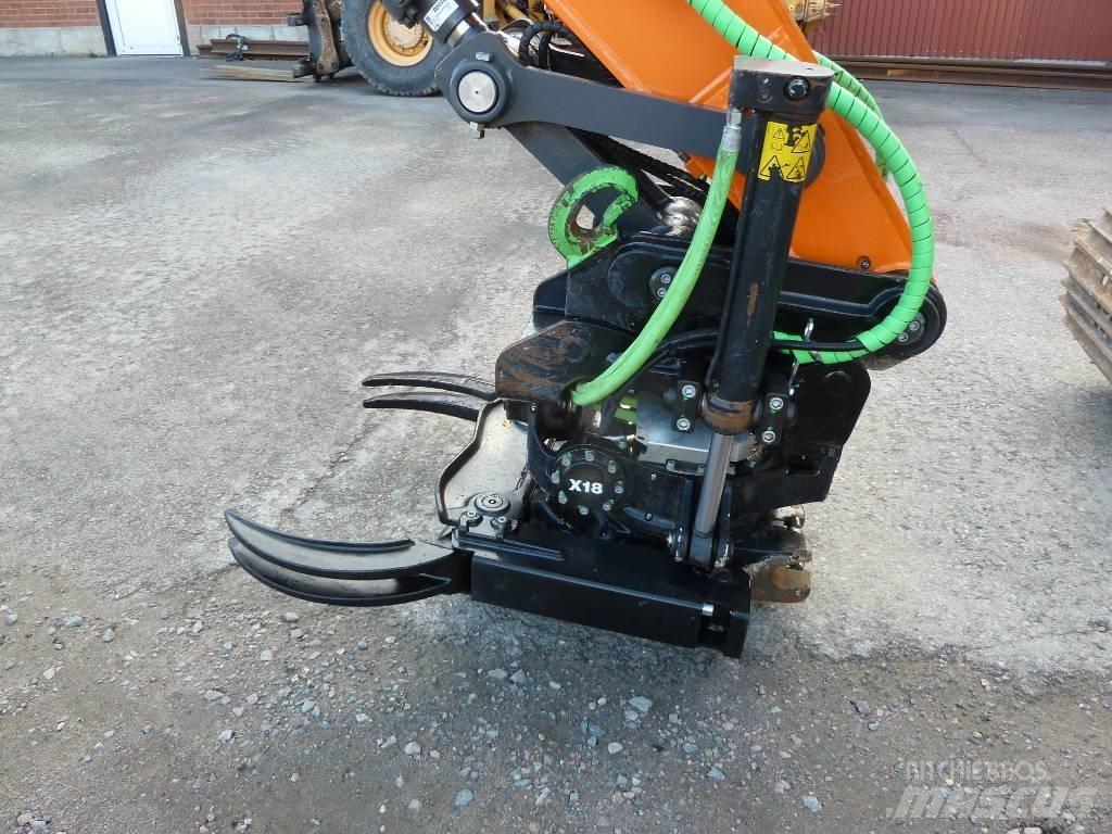 Doosan DX140LC-5 Pásové rýpadlá