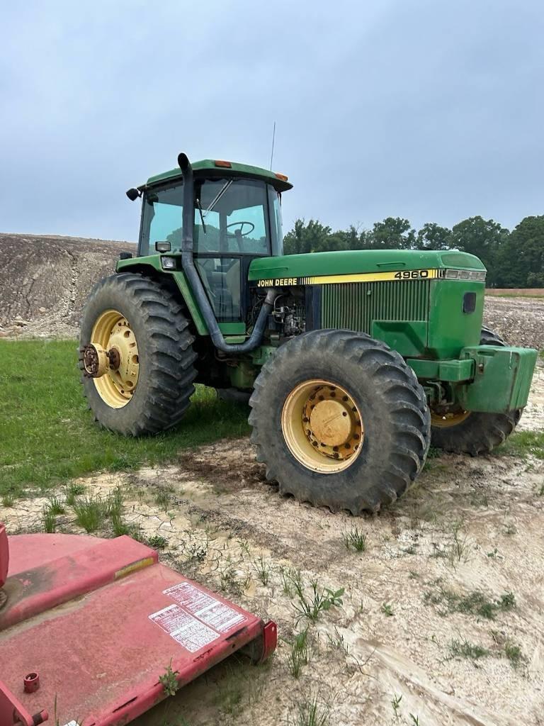 John Deere 4960 Traktory