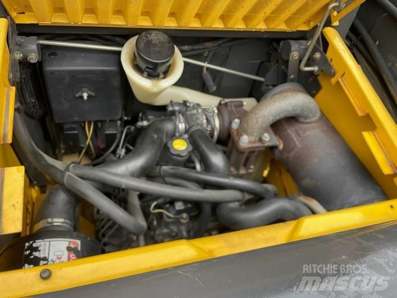 New Holland L 170 Šmykom riadené nakladače