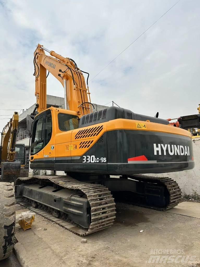 Hyundai 330LC-9T Pásové rýpadlá