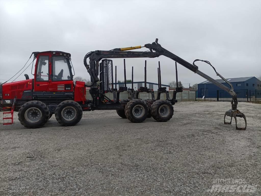 Komatsu 845 Lesné traktory