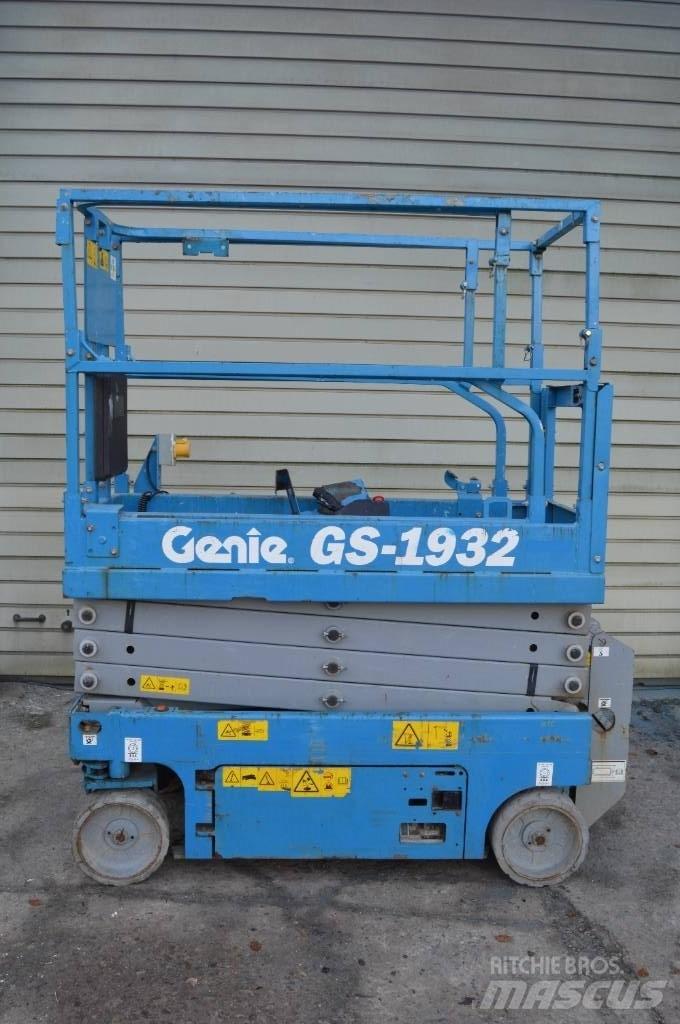 Genie GS 1932 Nožnicové zdvíhacie plošiny
